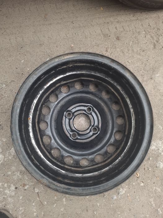 Продам диск бу original opel R13 4×100