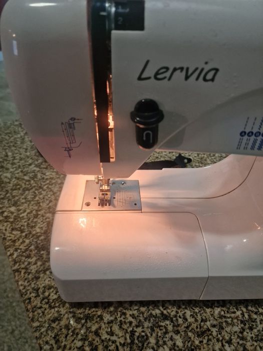 Maquina de costura lervia lervia do lidl