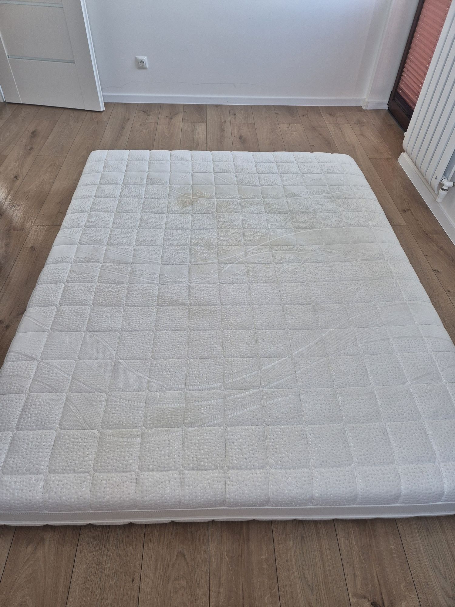 Materac hilding 160x200