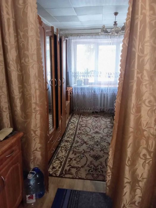 Кімната в гуртожитку з власною душевою кабіною(Зарічанська)*REX