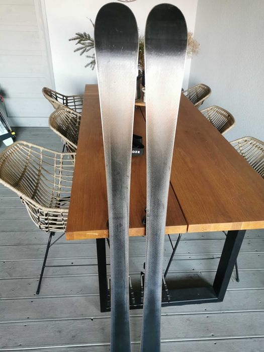 Narty zjazdowe WEDZE