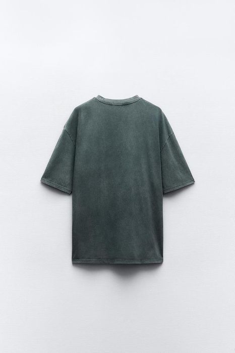 Стильна футболка ZARA