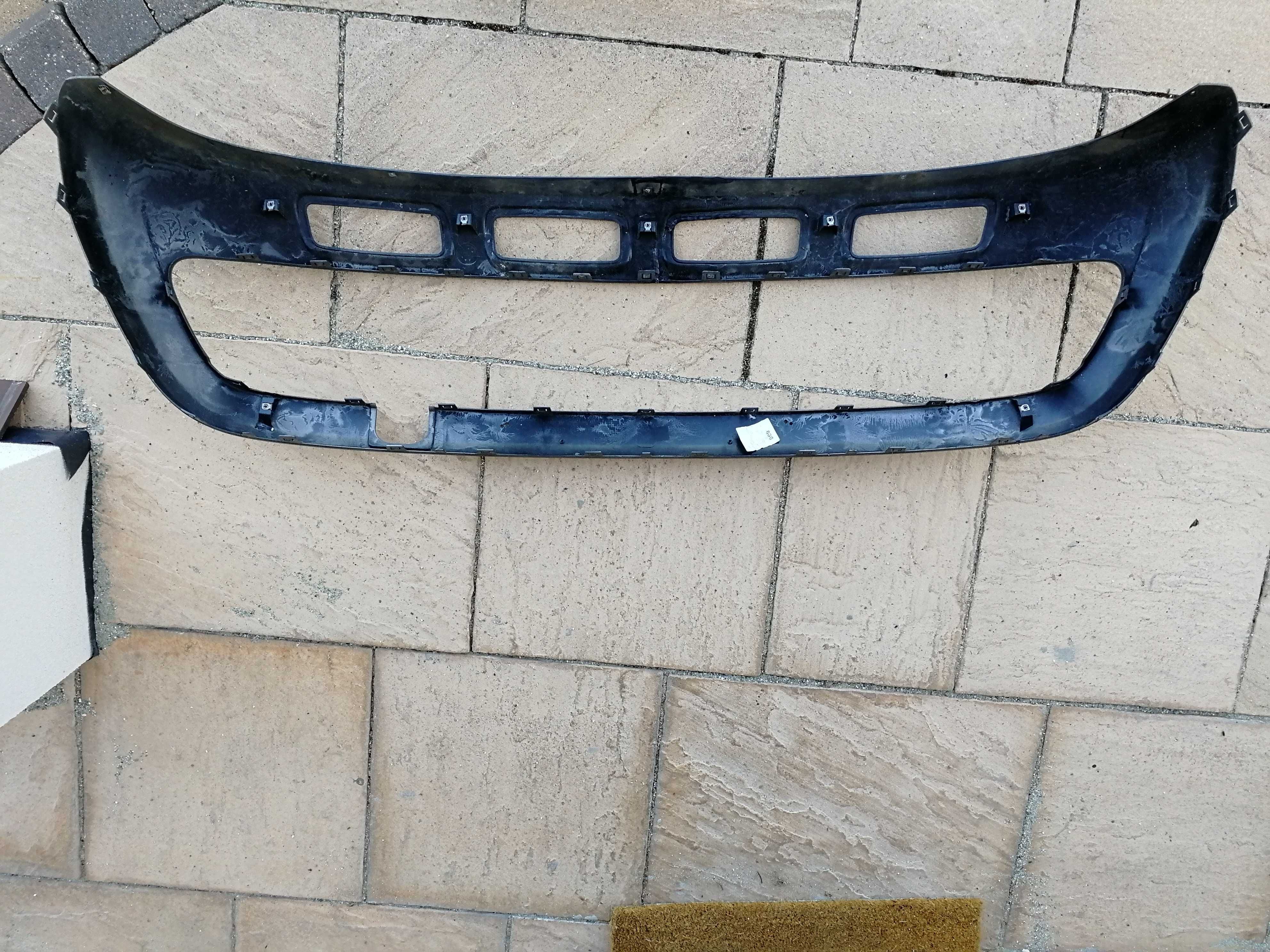 Fiat 500L Cross GRILL ATRAPA Nakładka kratki zderzaka przedniego