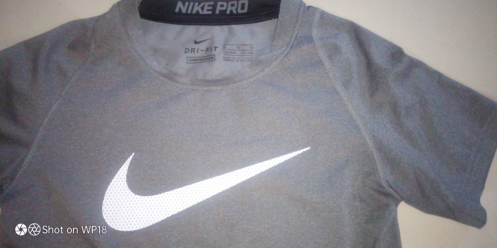 Bluzka sportowa damska nike