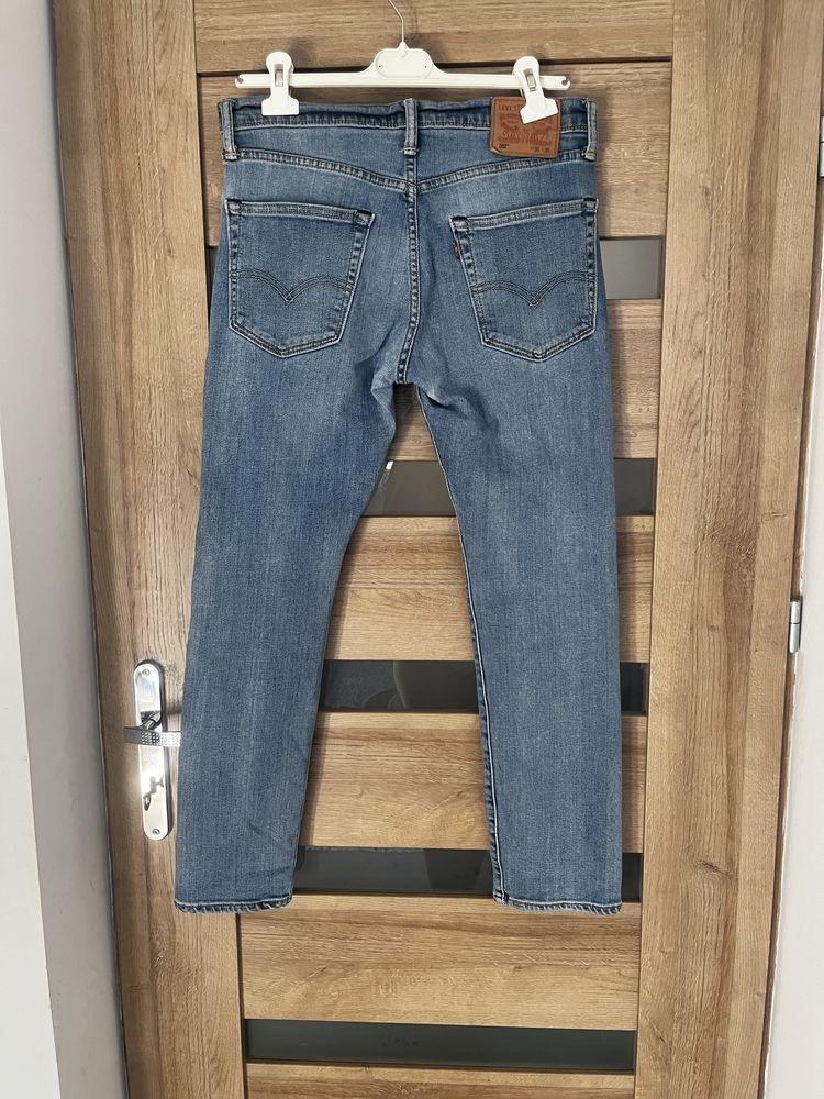 Spodnie Levis orygialne M 38 spodnie jeansowe