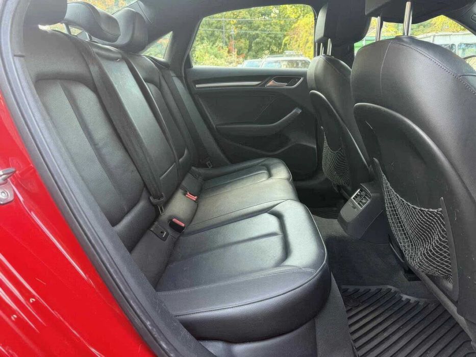 Audi A3 quattro Premium      2016