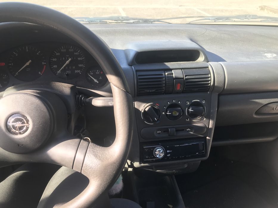 Carro com problema nos travoes(reservado)