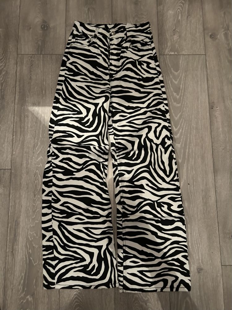 Spodnie zebra 36
