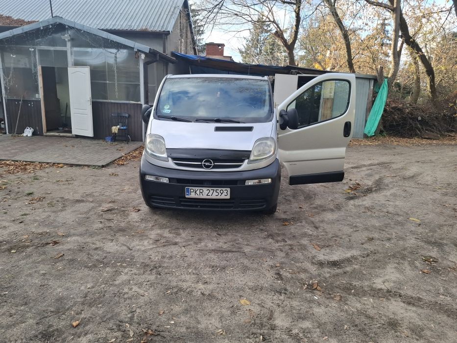 Sprzedam Opla Vivaro za 14500 zł.