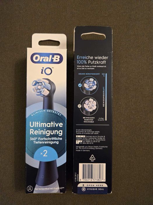 Насадки для зубной щетки Oral-B iO Ultimate Clean черные, 2 шт.