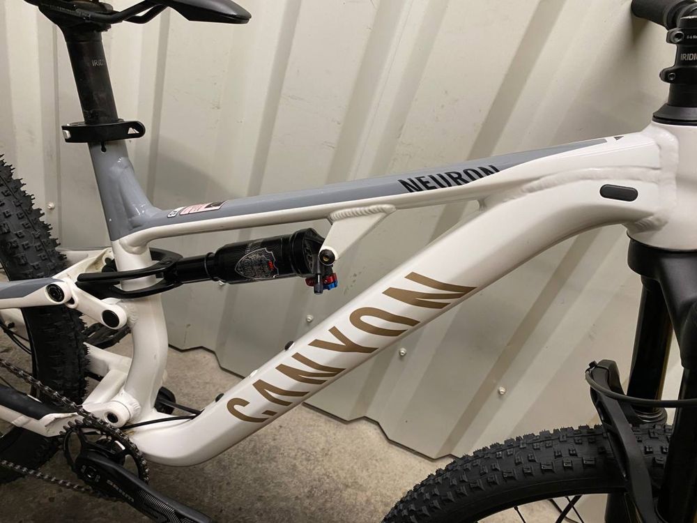 Акція мала рама XS Жіночий Двухпідвіс 140мм  Canyon Neuron M061 Sram
