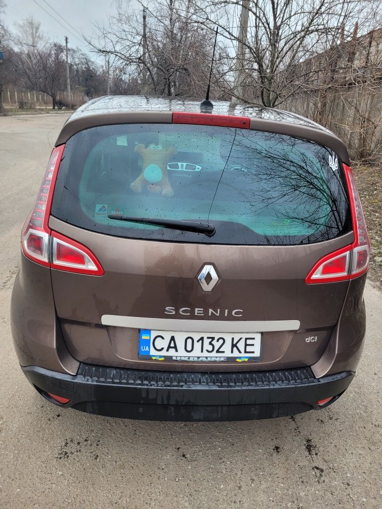 Продаж авто Renault Megane Scenic 2010 автомат