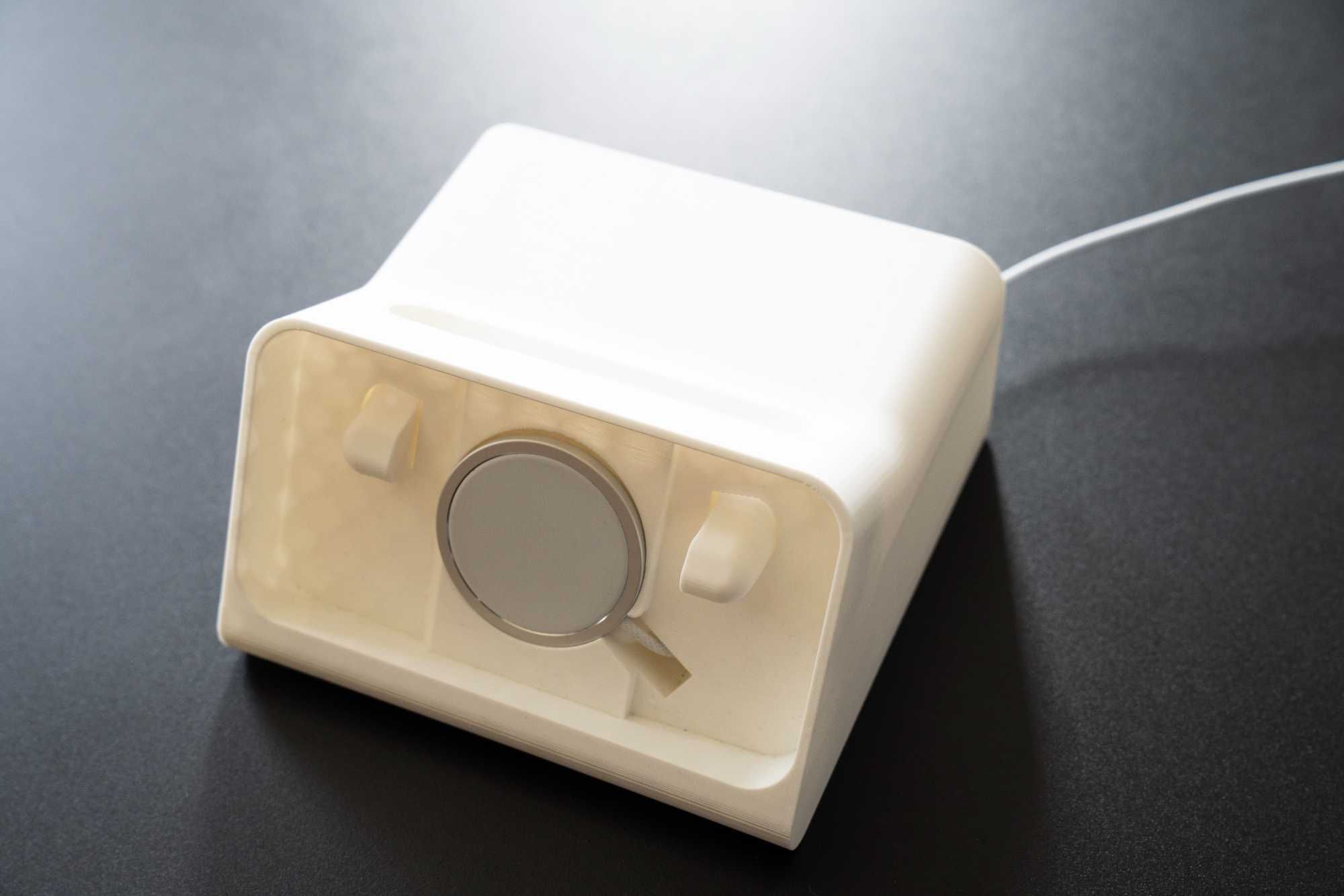Stacja dokująca do iPhone 13 Pro