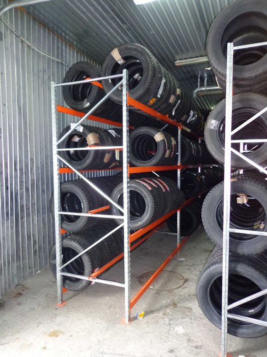 Стелажі складські. Підсилені. З полицями. Для щин та коліс. Металеві