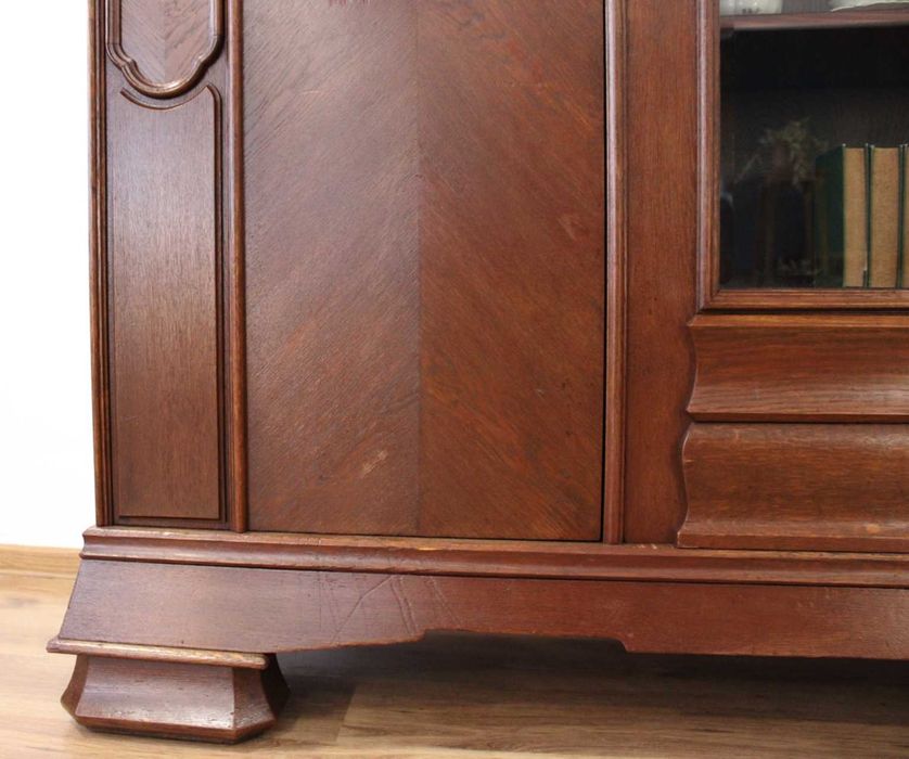 tradycyjna biblioteka międzywojenna 082304