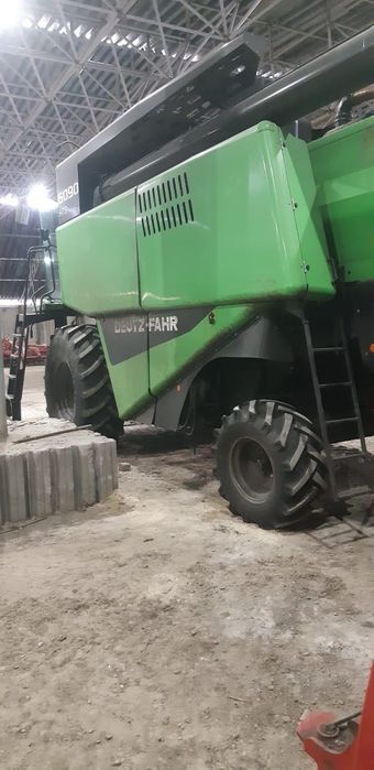 Комбайн Deutz-Fahr 6090 HTS