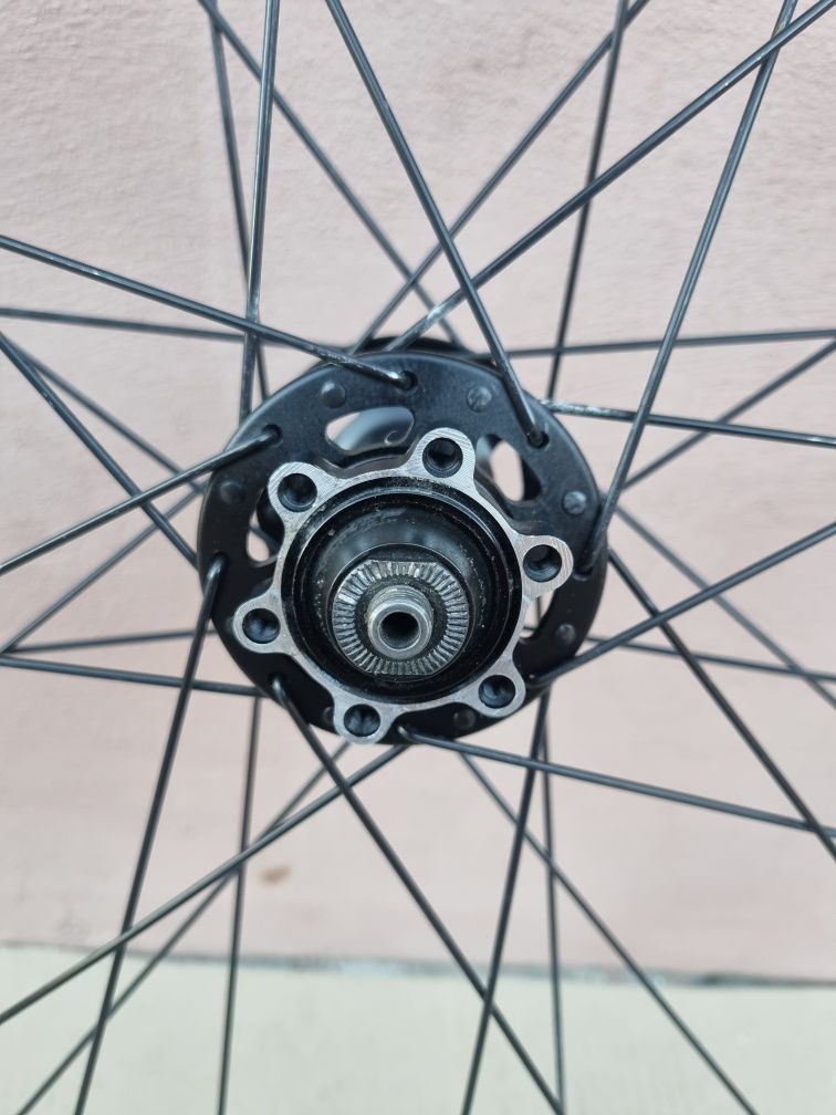 Продам колеса Mavic Shimano XT 28-29