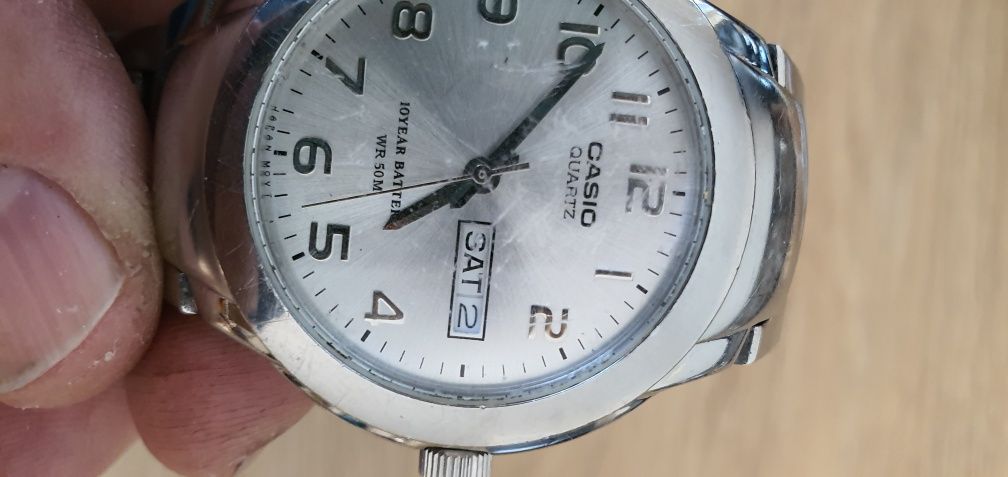 Zegarek Casio 10 lat bateria.