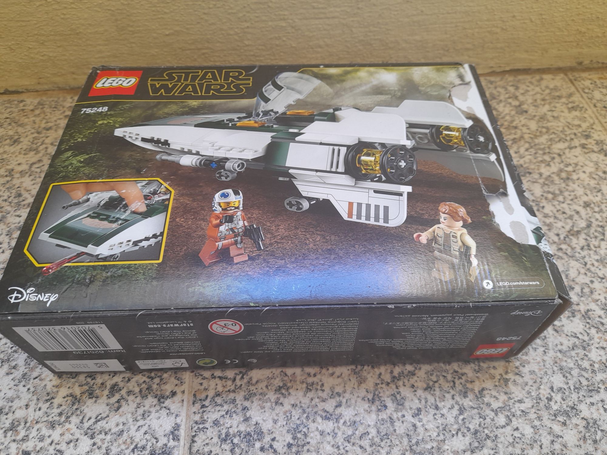 Legos e peças  de construção