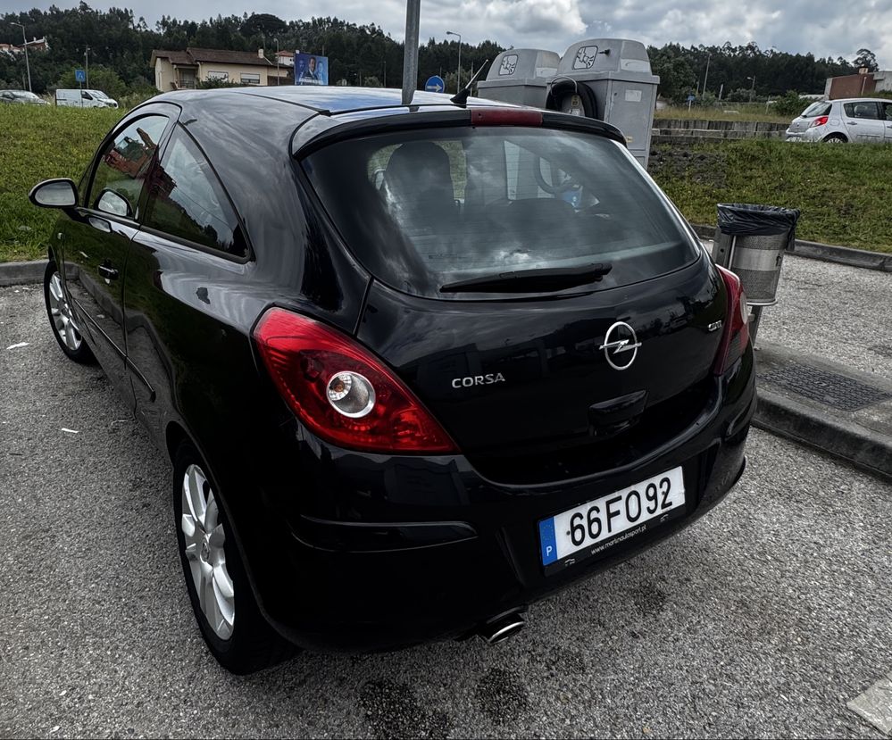 Corsa Preto 5 lug. GTC 1.3cdti