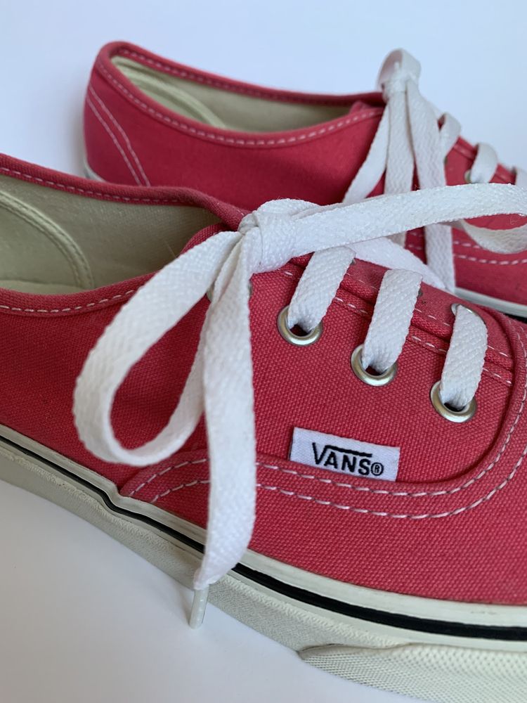 Кеди Vans рожевого кольору