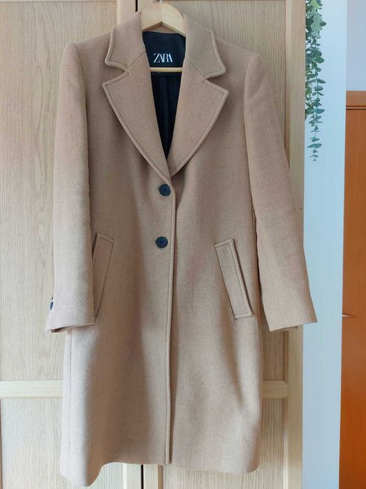 Sobretudo marca Zara