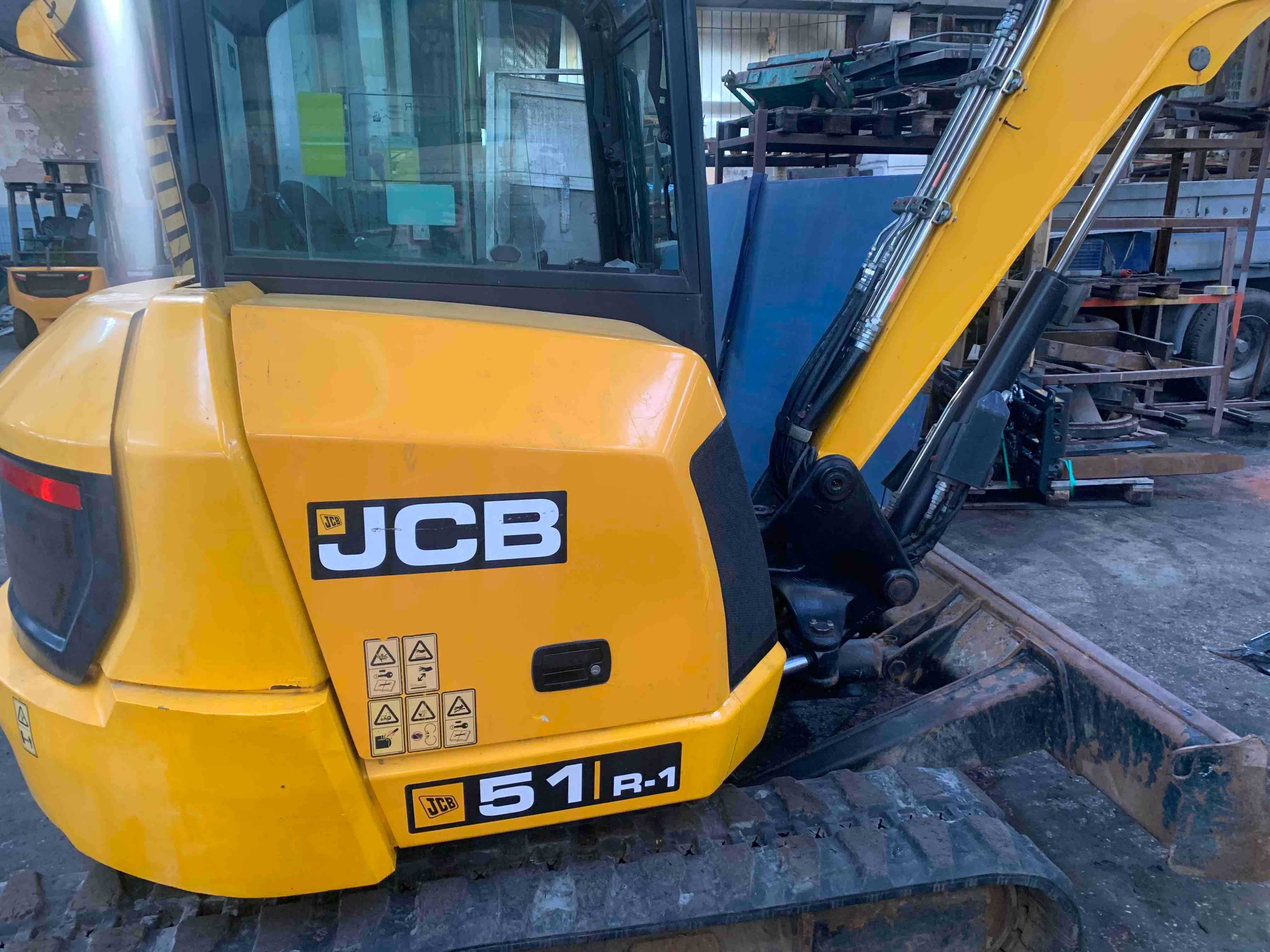 Мініекскаватор JCB 51R-1