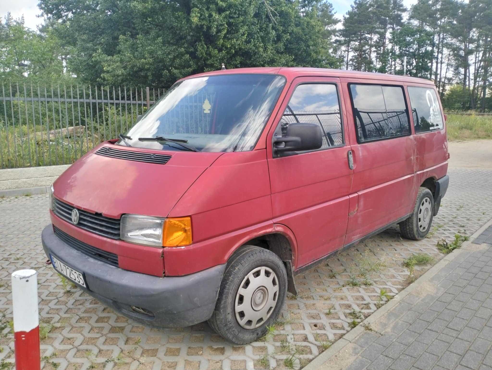 Volkswagen Transporter 1.9d 9 osobowy