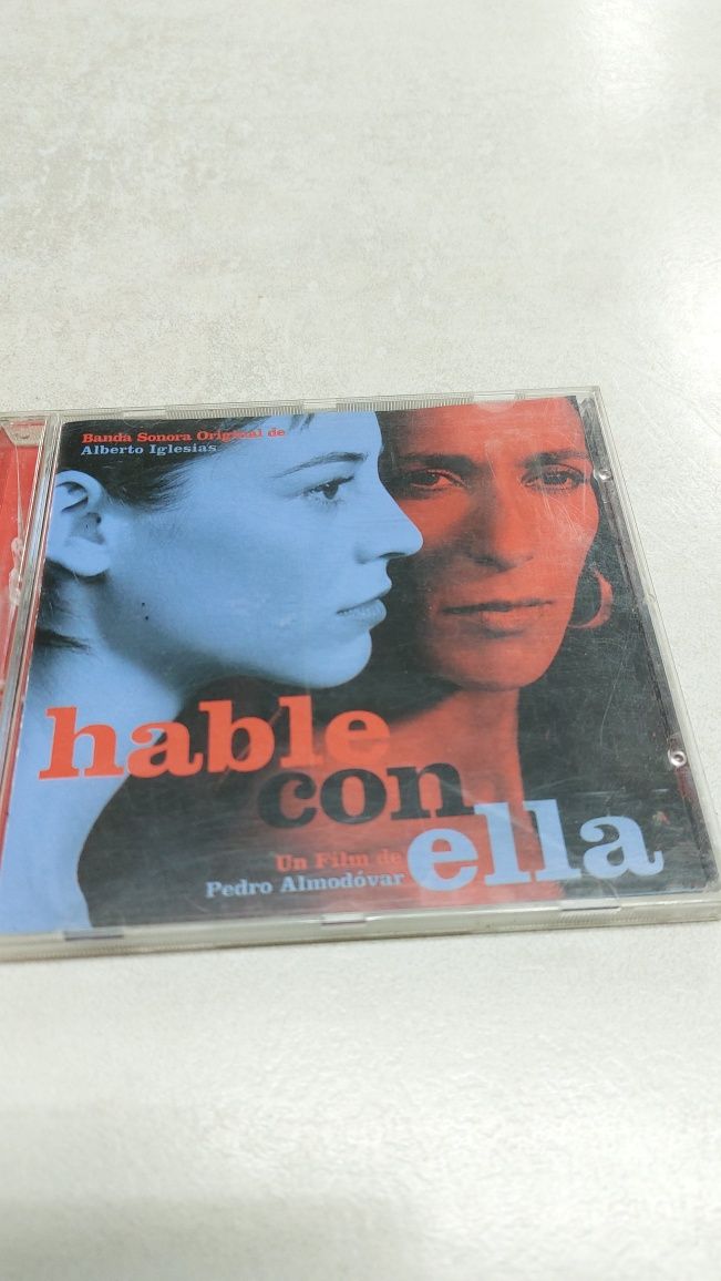 Hasłem con ella. Cd