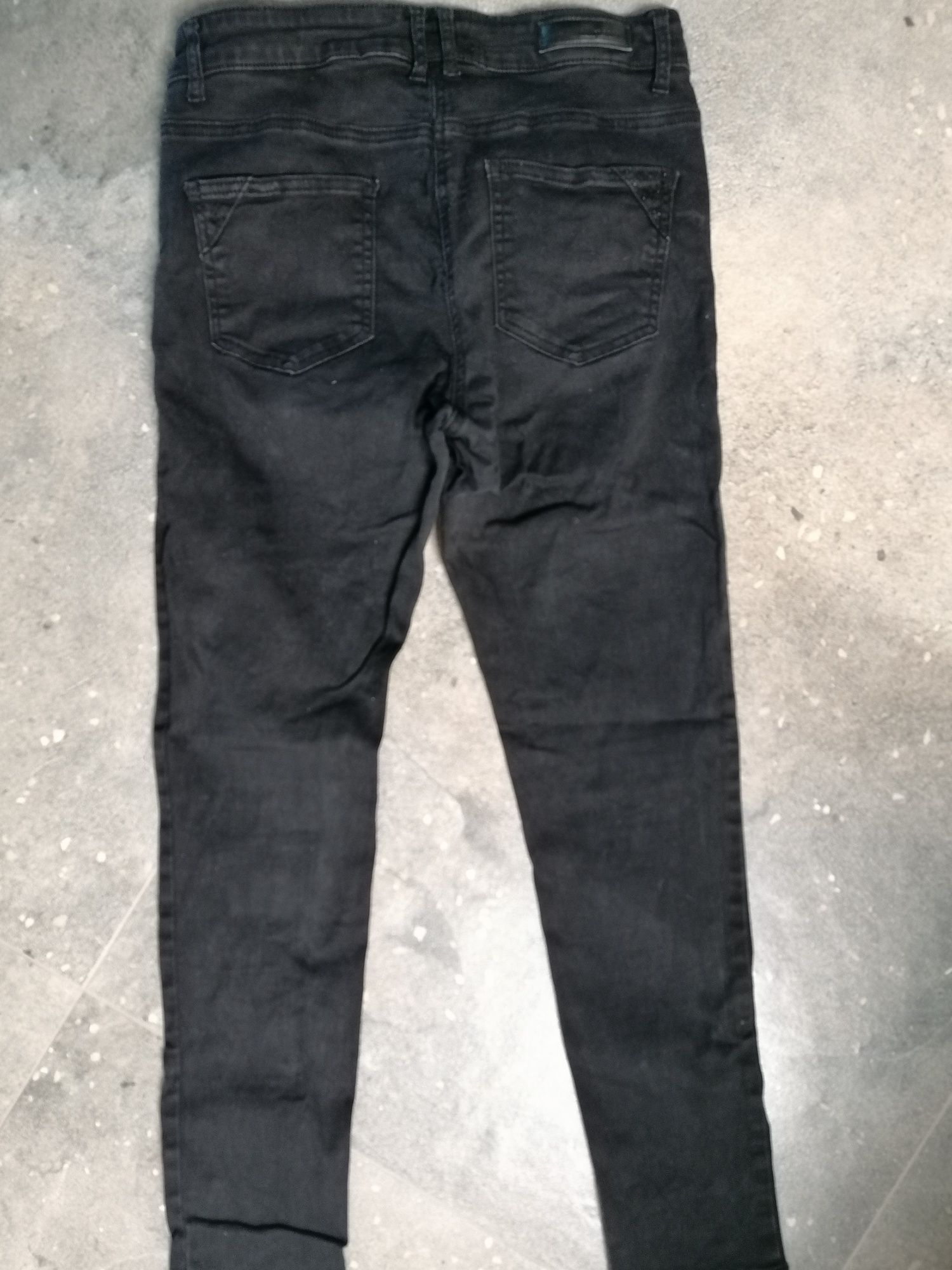 Spodnie jeansy Monnari 40