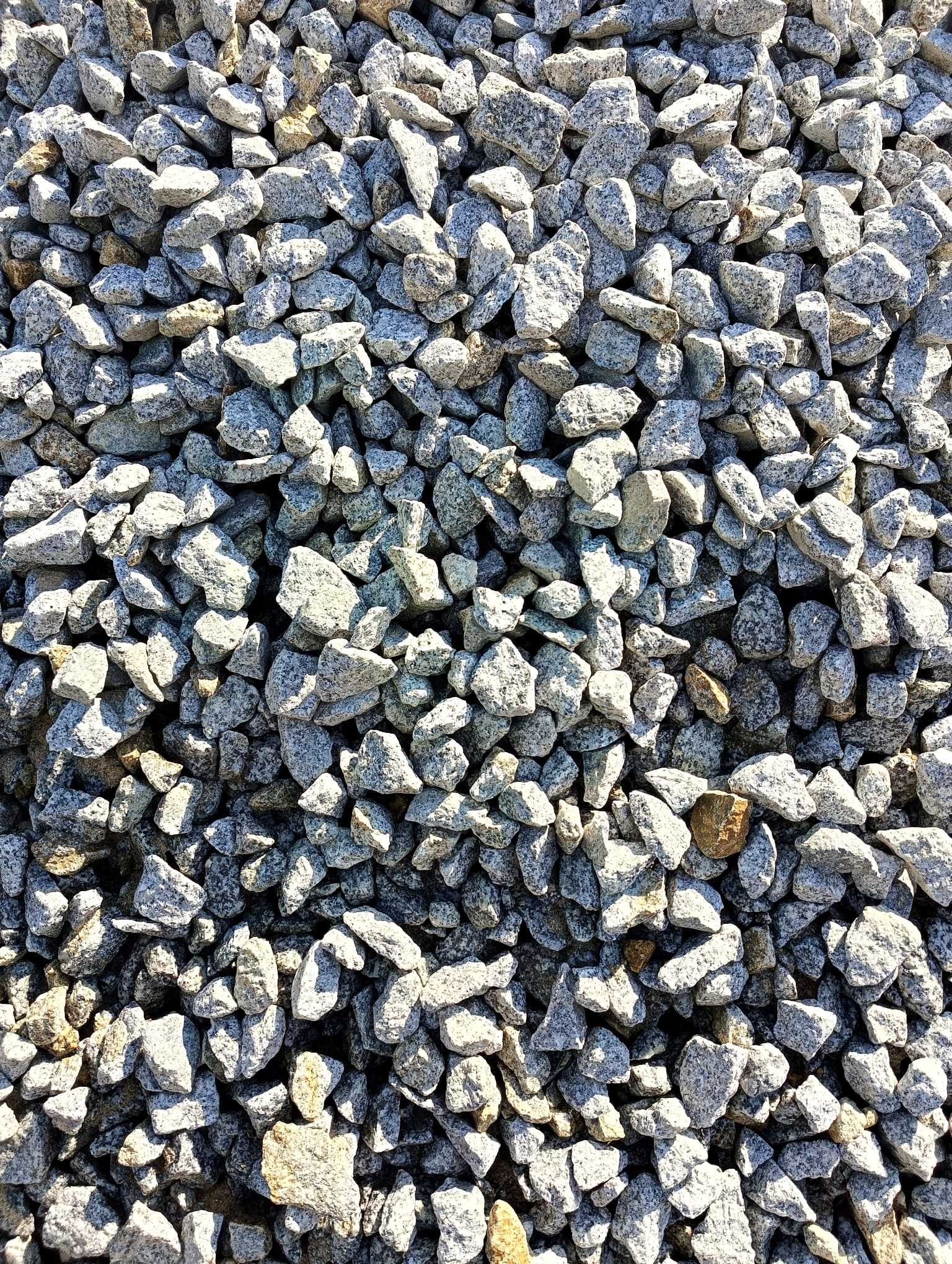 Kamienie ozdobne - grys granitowy szary 36-60