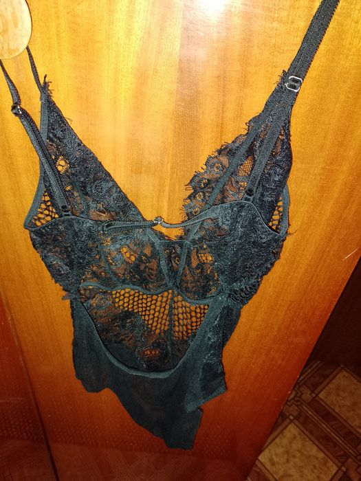 Body                    .