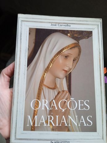 Livro de orações Marianas