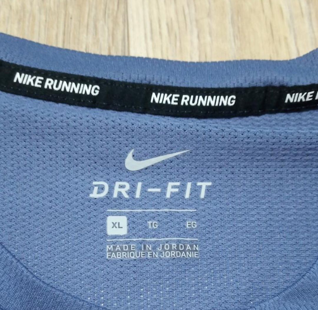 Футболка Nike Dri-Fit