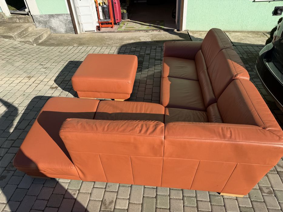 Шкіряний кутовий диван