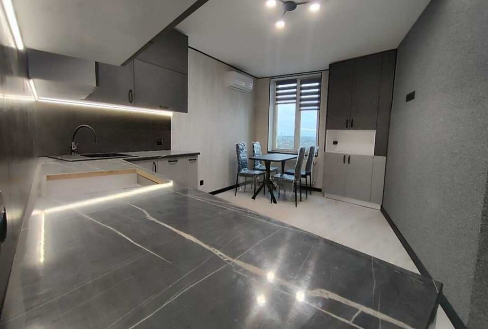 2-кімнатна квартира з РЕМОНТОМ в ЖК Вернісаж. Зданий будинок