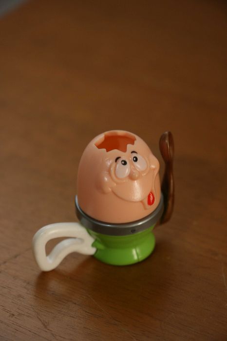 Kinder K02 Nº50, Ovo