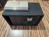 Tuba JBL wraz ze wzmacniaczem
