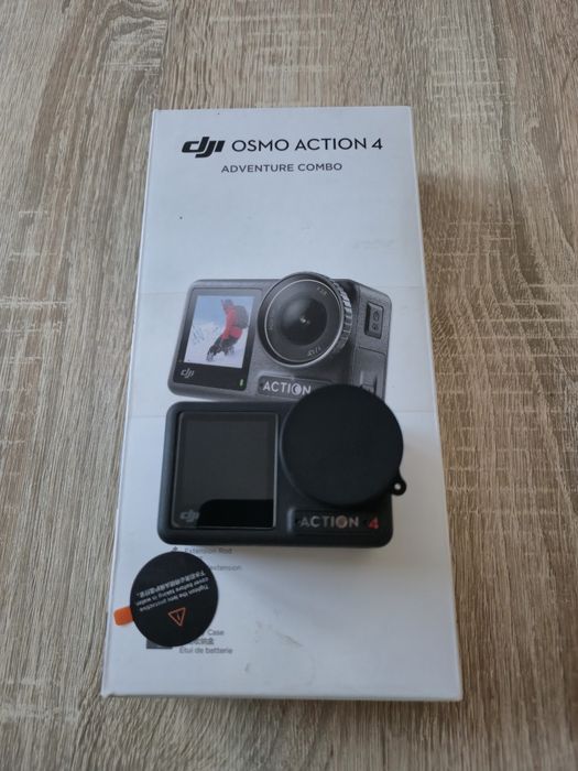 DJI Osmo Action 4 Adventure Combo