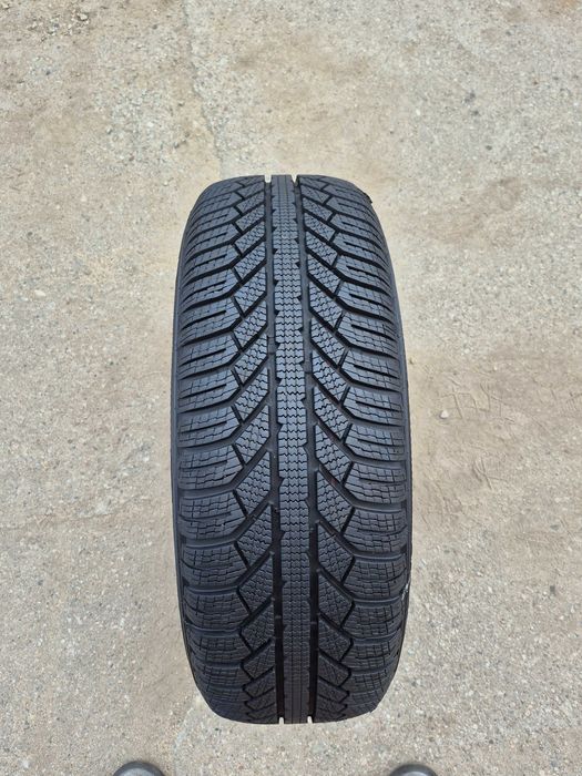 Opona Semperit Mastergrip 215/60r16 1szt zima 21r