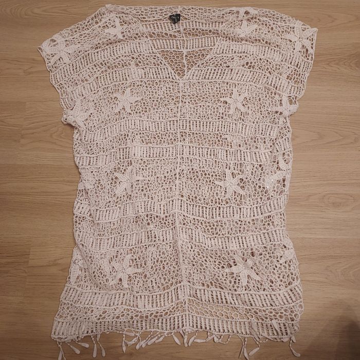 Narzutka na strój kąpielowy