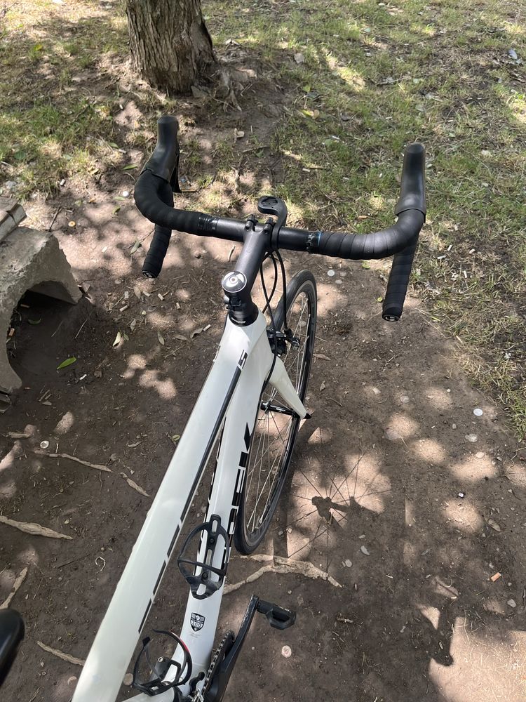 Шосейний велосипед Trek Emonda