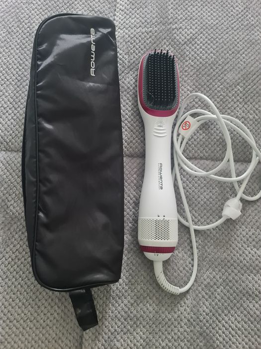 Rowenta brush/ Alisador