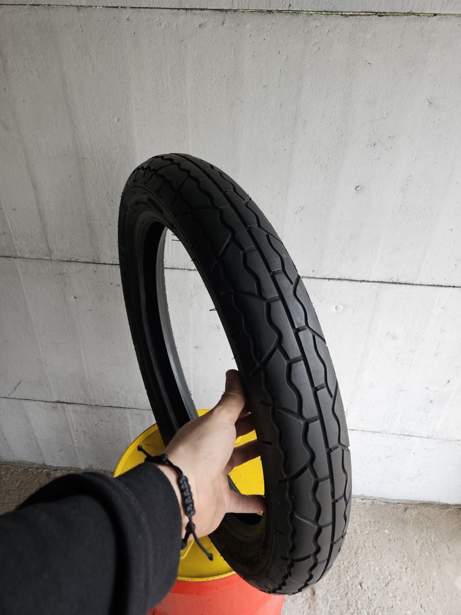 Dunlop 100/90R19 Dot 4519 Nr.0437