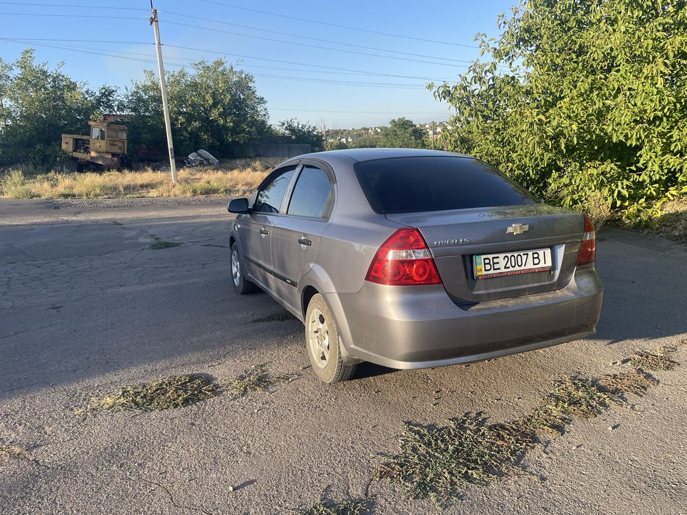 Продам шевроле авео в хорошем состоянії