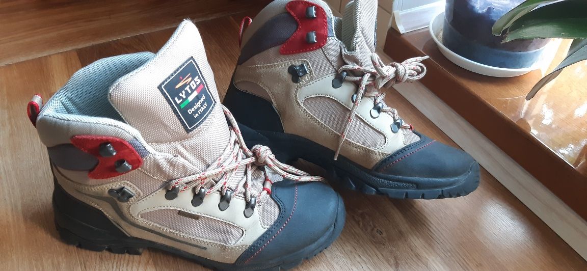 Продам трекинговые,тактические ботинки MEІNDL мембрана- GORE- TEX