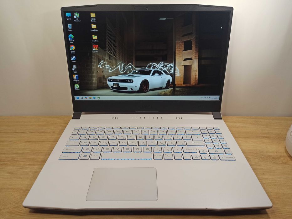 2022рік Ігровий MSI Sword 15 144Hz/12450h 8ядер/16gb/nvme512Gb/RTX3050