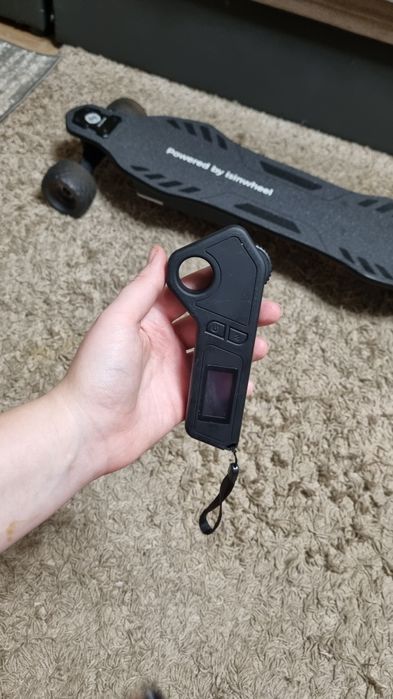 Електроскейт Isinwheel V8 (новий, пробіг 21км)
 
V8
 
Electric
 
Skate