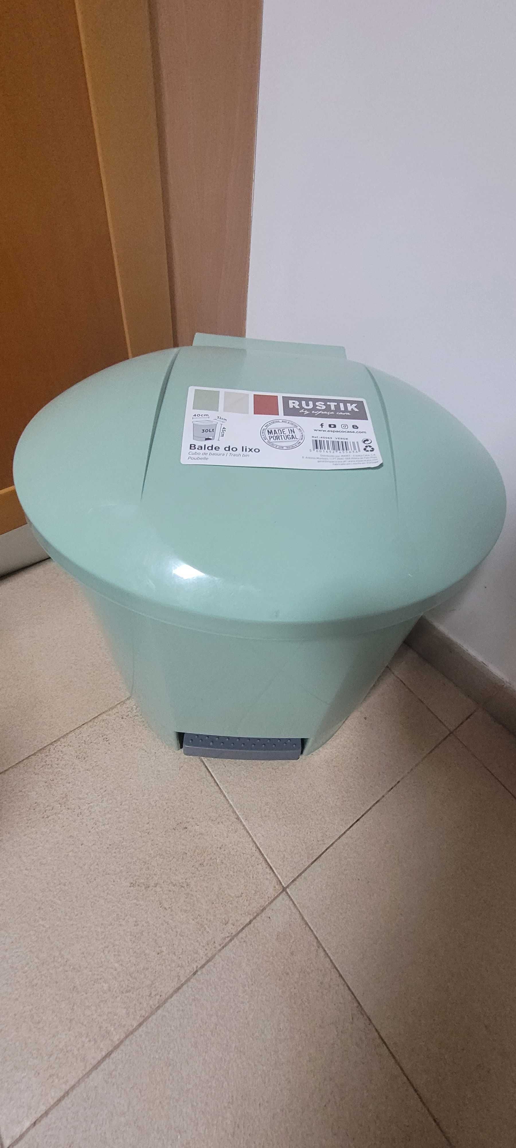 Cesto lixeira Novo 30l
