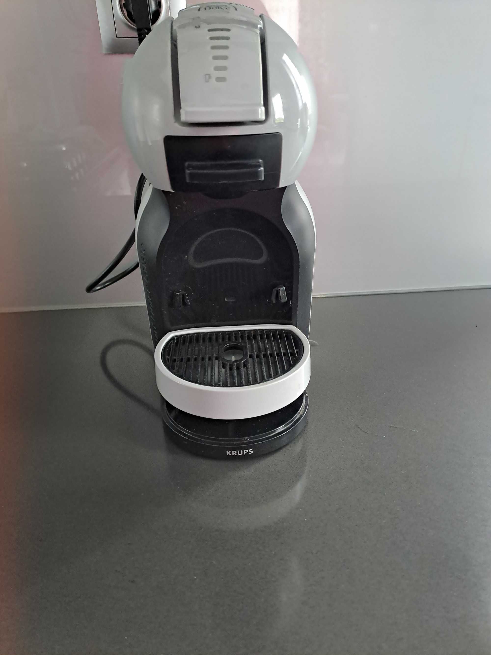 Ekspres do kawy   Nescafe  Dolce Gusto